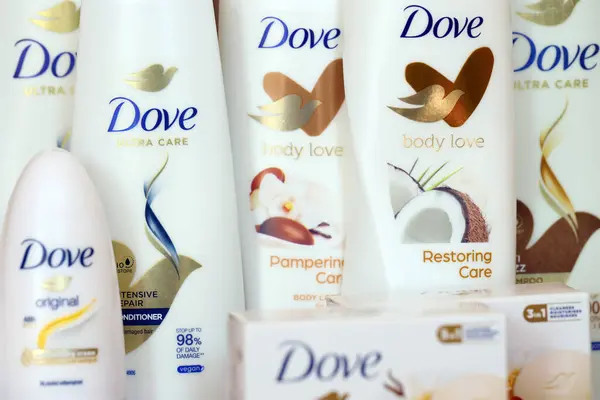 stock image KYIV, UKRAINE - JULY 10, 2024 Dove beauty and health care products close up. Introduced to the British market in 1955 Dove is a personal care brand