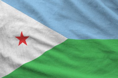Cibuti bayrağı eski kumaşın katlanmış dalgalı kumaşında tasvir edilmiştir.