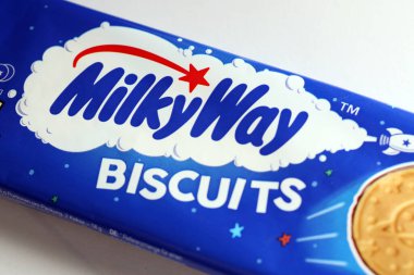 KYIV, UKRAINE - 17 AĞUSTOS 2024 Samanyolu bisküvileri.