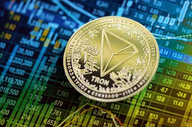 KYIV, UKRAINE - 17 AĞUSTOS, 2024 Şifreleme para işlem şeması üzerinde TRON Parası