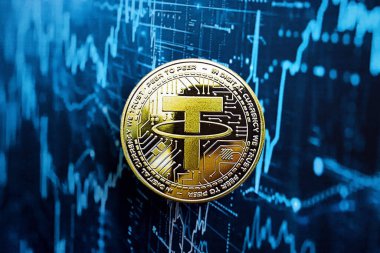 KYIV, UKRAINE - 17 AĞUSTOS 2024 Soyut kurgusal kripto para ticareti grafiğine bağlı USDT bozuk para