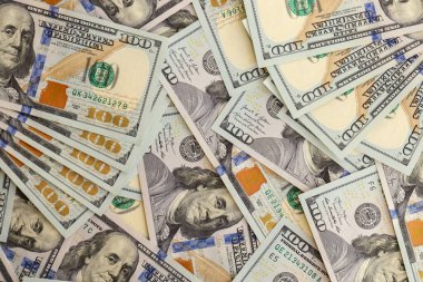 Paralı arka plan. Yüz dolarlık banknotlar. 100 dolarlık banknotlar.