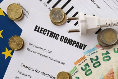 Avrupa Birliği Avro para faturaları ve avrupa elektrik faturası ile birlikte madeni paralar