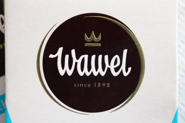 KYIV, UKRAINE - 19 Nisan 2025 Wawel çikolata üretimi. Wawel, Polonya 'nın Krakow şehrinde 1898' de kurulan çikolata ve abur cubur üreten Polonyalı bir şekerleme şirketi.