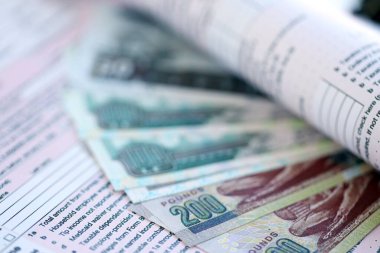 Vergi formunda Mısır 'a ait para faturaları. Vergi ve muhasebe kavramı