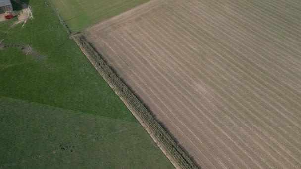 Imágenes Aéreas Drones Granjas Agrícolas Campo Del Noroeste Francia — Vídeos de Stock