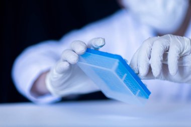 Üretim hattı ilaç endüstrisi. İlaç ve ilaç imalatı, ilaç.