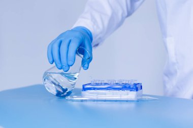 Üretim hattı ilaç endüstrisi. İlaç, ilaç ve ilaç imalatı, ilaç. Laboratuvar