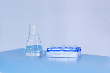 Üretim hattı ilaç endüstrisi. İlaç, ilaç ve ilaç imalatı, ilaç. Laboratuvar