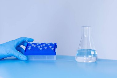 Üretim hattı ilaç endüstrisi. İlaç, ilaç ve ilaç imalatı, ilaç. Laboratuvar