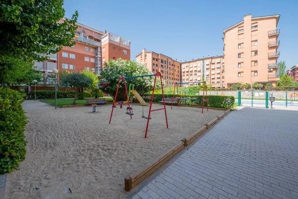 Jardins Playground Uma Urbanização Com Áreas Comuns — Fotografia de Stock
