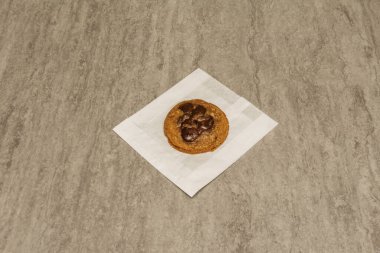 Çikolata parçacıkları, Amerika kökenli ve çikolata parçalı bir kurabiyedir.