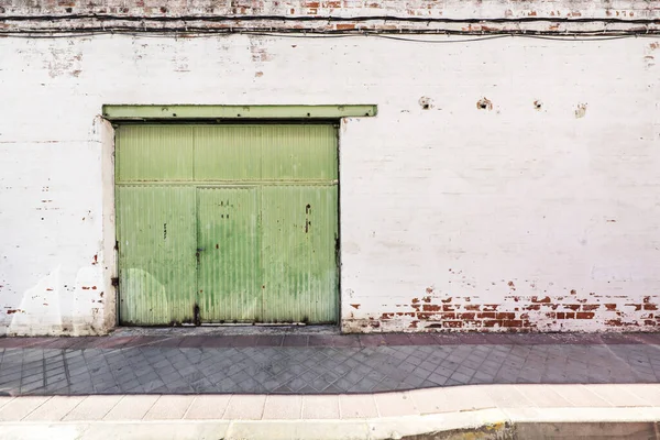 Old Industrial Warehouse One Story High Green Metal Portal — Stock Photo, Image