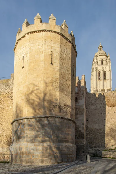 Uma Torre Defesa Muralha Medieval Cidade Segóvia Espanha — Fotografia de Stock