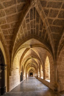 İspanyol Ortaçağ Taş Manastırı.