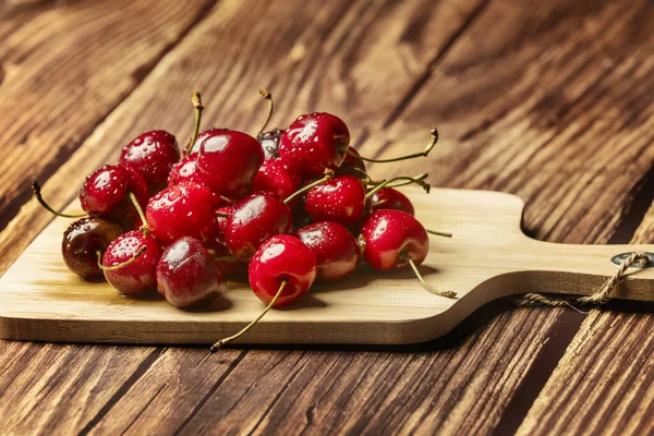 The cherry probably originated in the Black Sea and the Caspian Sea, and then spread to Europe and Asia, carried by birds and human migrations.