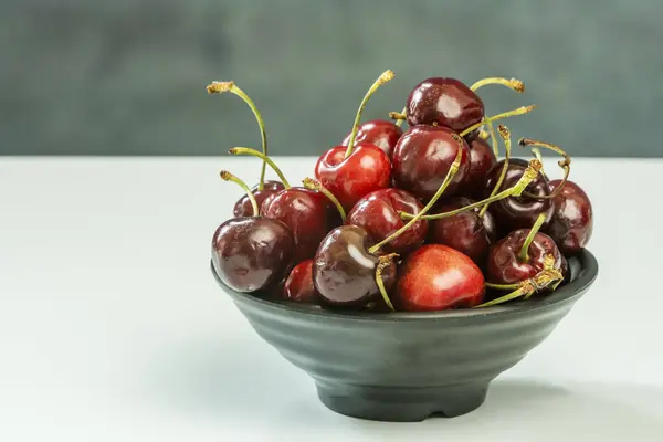 Cherries are a great source of vitamin C, calcium, iron, magnesium, and potassium