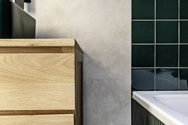 Modern bir tasarım tuvaletinin inşaat malzemeleri ve mobilyalarının ayrıntıları.