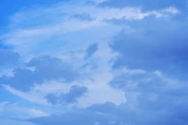 Bu tür manzaralar yalnızlık ve ihtişamı çağrıştırır. Yansıma ve içgörü uyandırır.