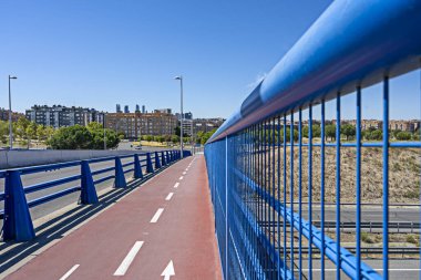 Bisiklet yolları kentsel altyapının giderek daha önemli bir parçası haline geliyor.