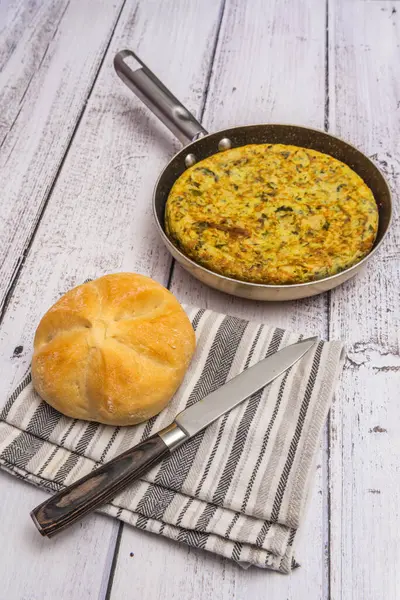  Tortilla de patatas benzer yemeklerin yaratılmasına ilham vermiştir.