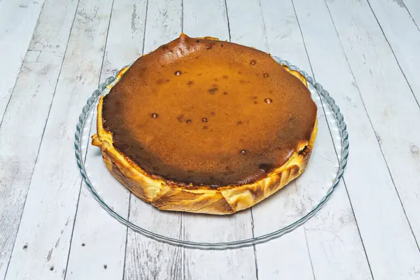 Kremalı peynirli kek basit bir tatlıdan daha fazlasıdır.