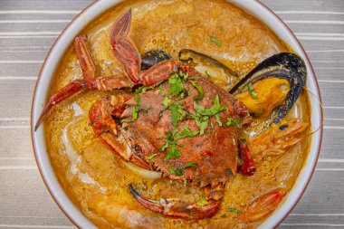 Peru deniz ürünleri güveci, deniz ürünleri hazırlama anlamına gelir 