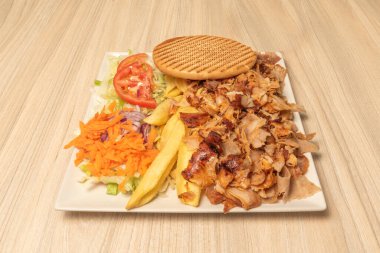 Avrupa 'daki kebabın gerçek patlaması büyük oranda 1960' lardaki Türkiye 'nin Almanya' ya göçüne bağlanıyor.