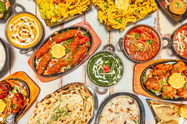 Hint mutfağı, alt kıtanın coğrafyası kadar muazzam bir zenginlik, çeşitlilik ve karmaşıklıkla dolu bir mutfak evrenidir.