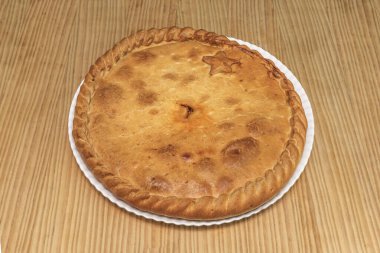 Dolgu, böreğin lezzeti ve kimliğinin bulunduğu yer. Çeşitlilik sonsuzdur, ama bazı genel prensipler geçerlidir.: