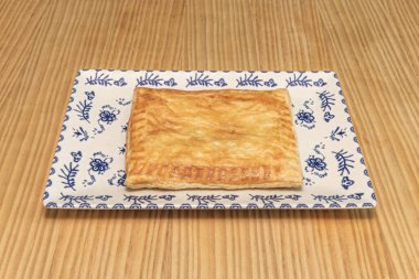 Böcekler ve börekler popüler oldukları toplumlarda derin kültürel ve sosyal öneme sahiptirler..