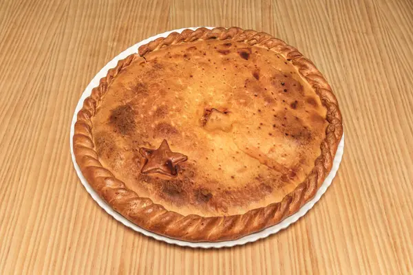  Avrupa 'nın en eski yemek kitaplarından biri. Bu kitapta zaten et ve balık dolgulu börek tariflerinden bahsediliyor..