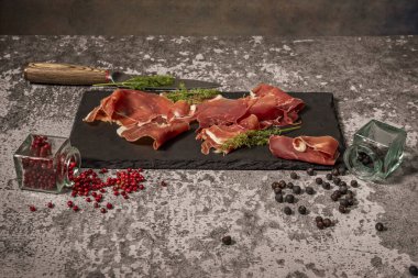 Serrano Ham: Lezzet ve Geleneğin Mirası