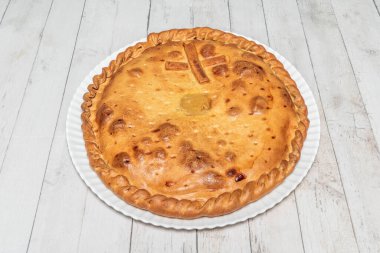 Empanada 'lar basit atıştırmalıklardan çok daha fazlasıdır; aşçılık yaratıcılığının, tarihsel adaptasyonun ve gıda ile kültürel kimlik arasındaki derin bağlantının bir kanıtıdır..