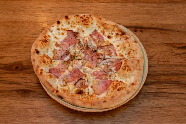 Her tip kendi bölgesinin, malzemelerinin ve pizzaioli 'nin tutkusunun hikayesini anlatır.