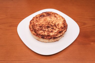 Dikkat dağıtmayan Cheesecake: Peynirin eşlik edilmesine ihtiyacı olmayanlar için