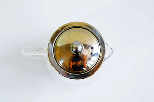 Вид Зверху Скляної Чайної Кришки Оригінальною Ручкою Ізольовано Білому Тлі — стокове фото
