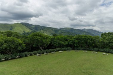 Salta ilindeki La Caldera kasabasının tövbekar İsa 'sının bulunduğu halk parkı..