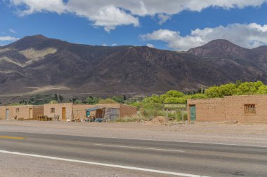 Huacalera 'nın Jujuy, Arjantin' deki manzarası.