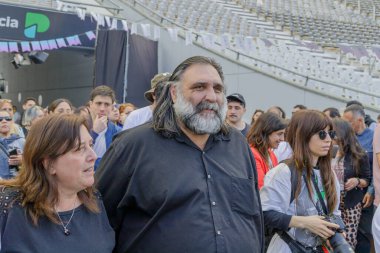 La Plata, Buenos Aires, Arjantin; 7 Eylül 2024: Suteba Sekreteri Roberto Baradel Igualdad Bonaerense Fuarı 'nın açılışında.
