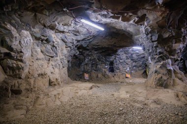 Misiones, Arjantin 'deki Wanda madenlerinde tüneller.