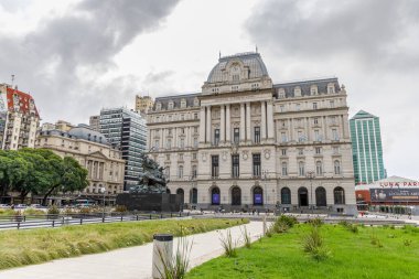 Buenos Aires, Arjantin - 16 Haziran 2025: Buenos Aires 'teki Kirchner Kültür Merkezi.