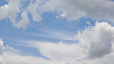 Bulutlar bulutlar, bulutlar, bulutlar, hava bulutları, mavi bulutlar, bulutlar. Yüksek kalite 4k görüntü