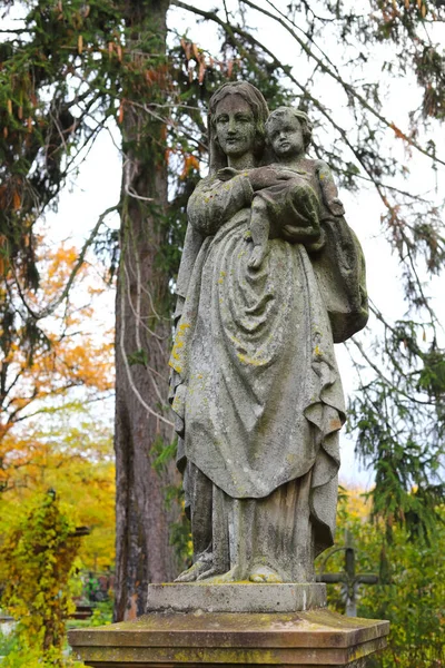 Ternopil Region Ukraine October 2022 Old Cemetery Old Neglected Mutilated — Stock Photo, Image