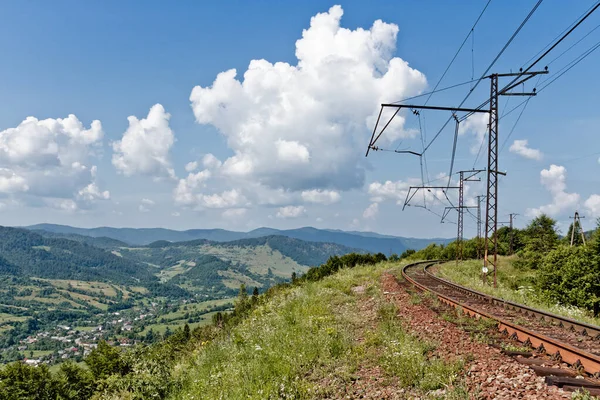 Demiryolu Karpat Dağları Ukrayna — Stok fotoğraf