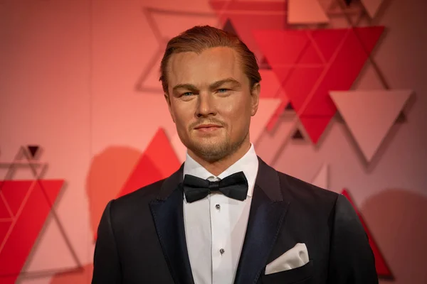 stock image Istanbul, Turkey - February 10, 2023: Wax sculpture of Leonardo DiCaprio at Madame Tussauds Istanbul.