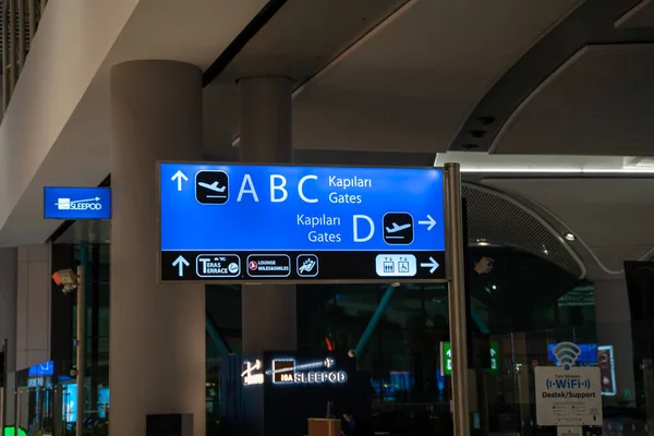 Gates Direction Sign Istanbul Airport Istanbul Turkey March 2023 — Stock Photo, Image