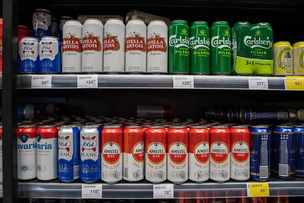 Cans Beers Supermarket Shelf Belgrade Serbia March 2023 — Stock Photo, Image