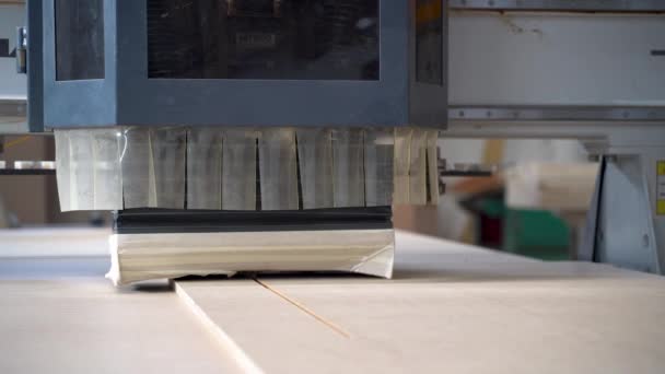 木製ドア工場の産業用自動機械 — ストック動画