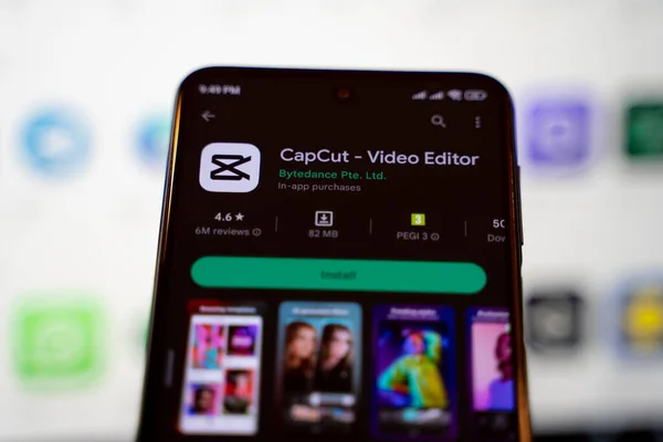 Google Play Store 'da CapCut Video Düzenleyici mobil uygulaması. Ankara, Türkiye - 28 Nisan 2023.